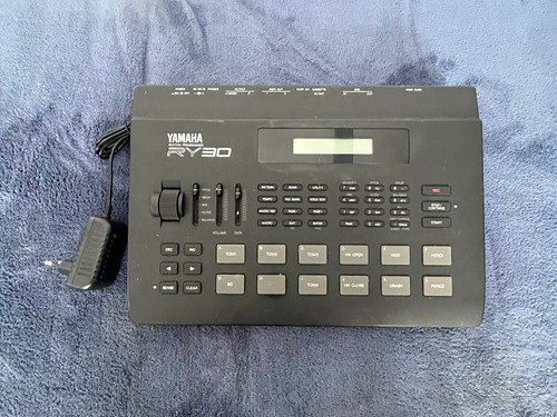 Yamaha ry30 rhythm - yamaha,